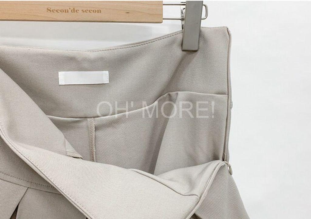 LINE_ALBUM_202597_250907_519