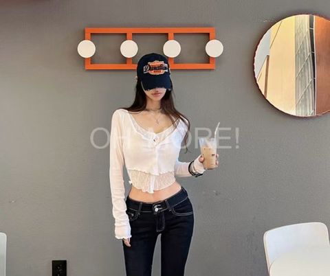 LINE_ALBUM_202597_250907_375