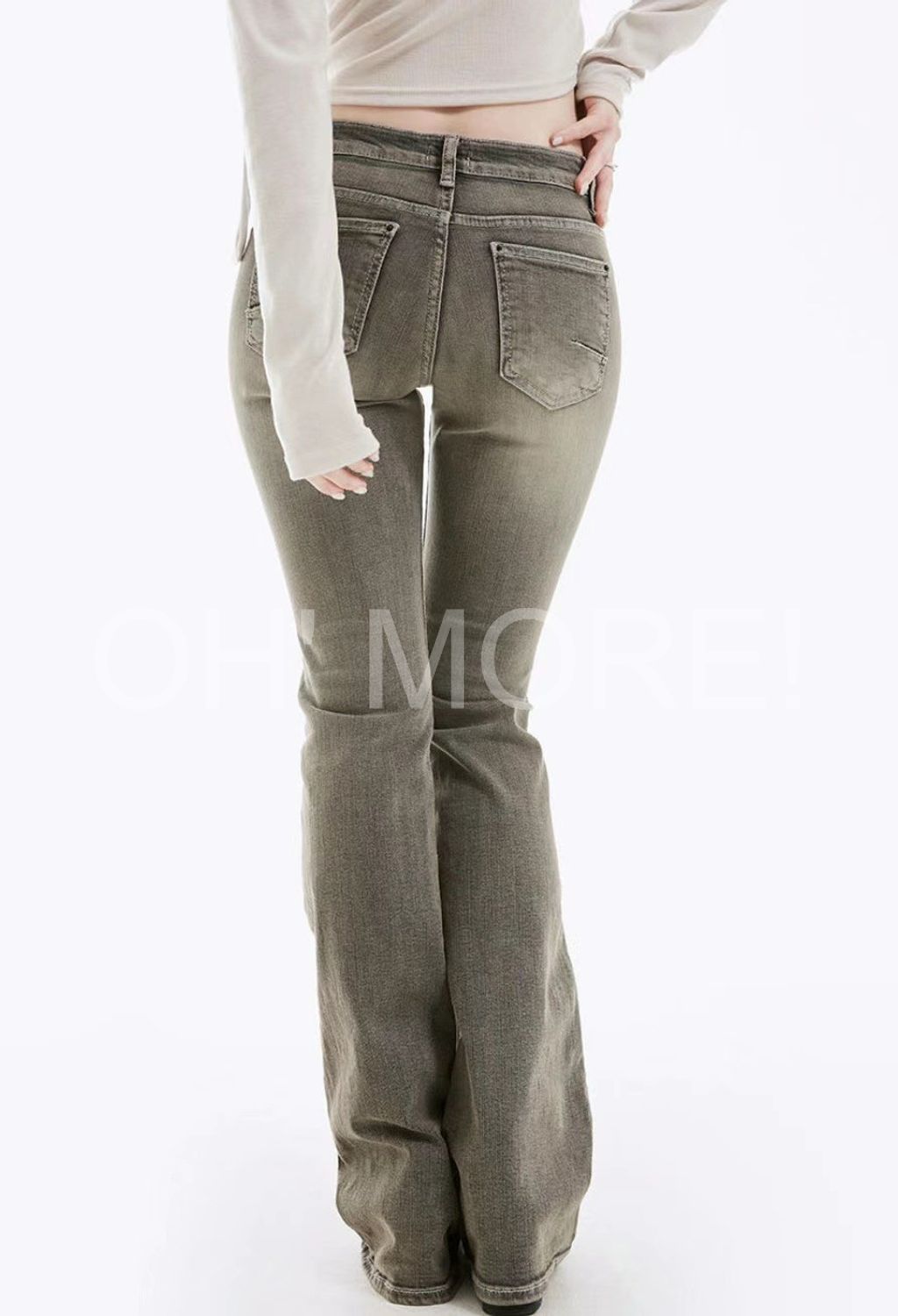 LINE_ALBUM_202597_250907_401