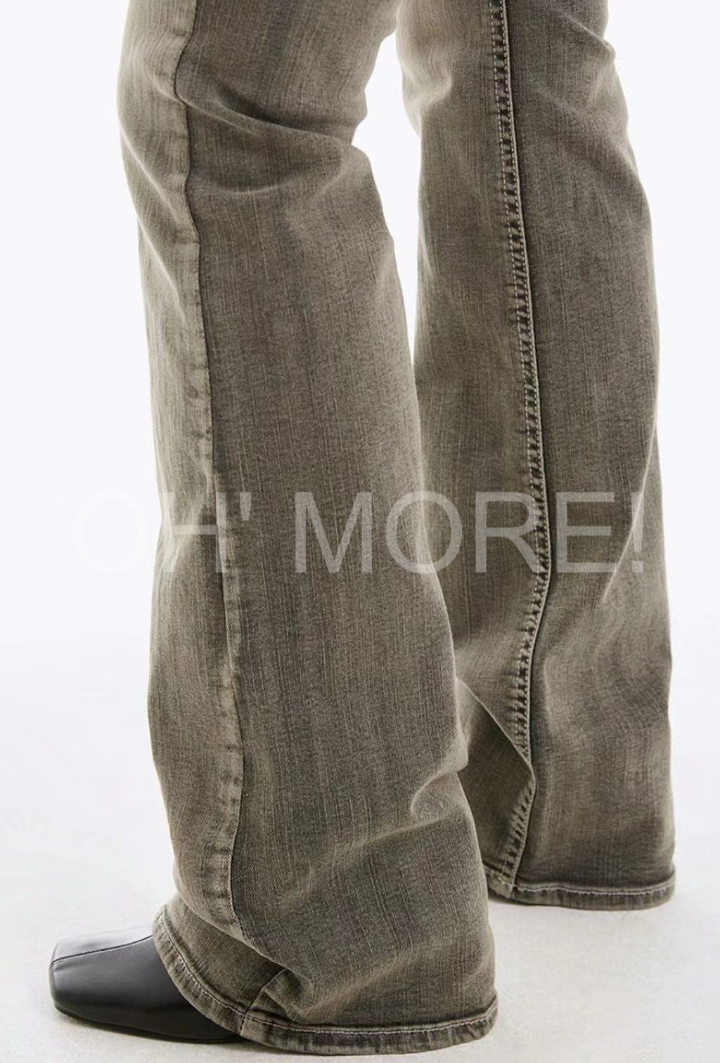 LINE_ALBUM_202597_250907_400