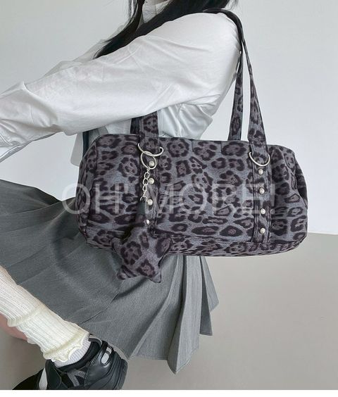 LINE_ALBUM_202597_250907_462