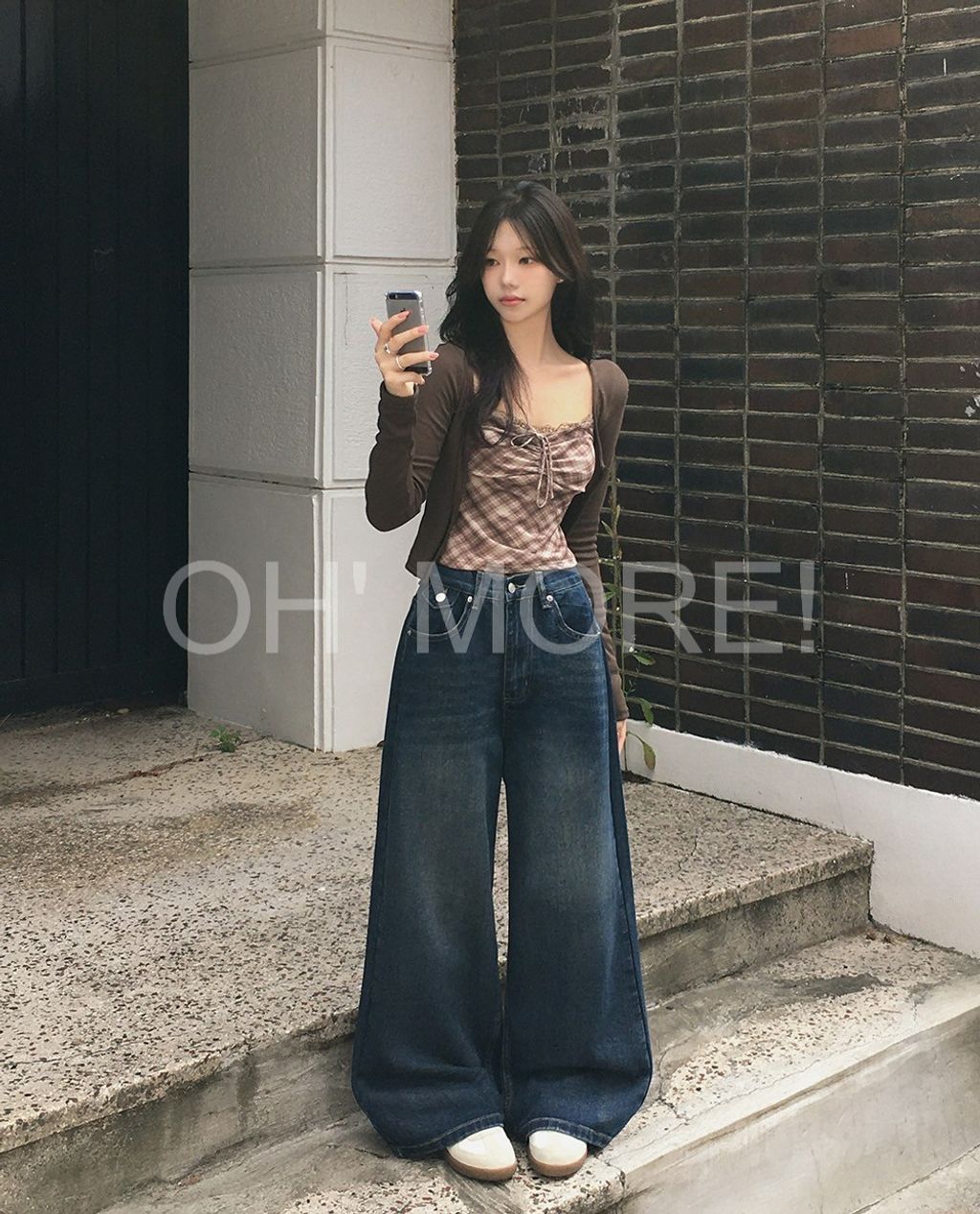 LINE_ALBUM_202597_250907_429