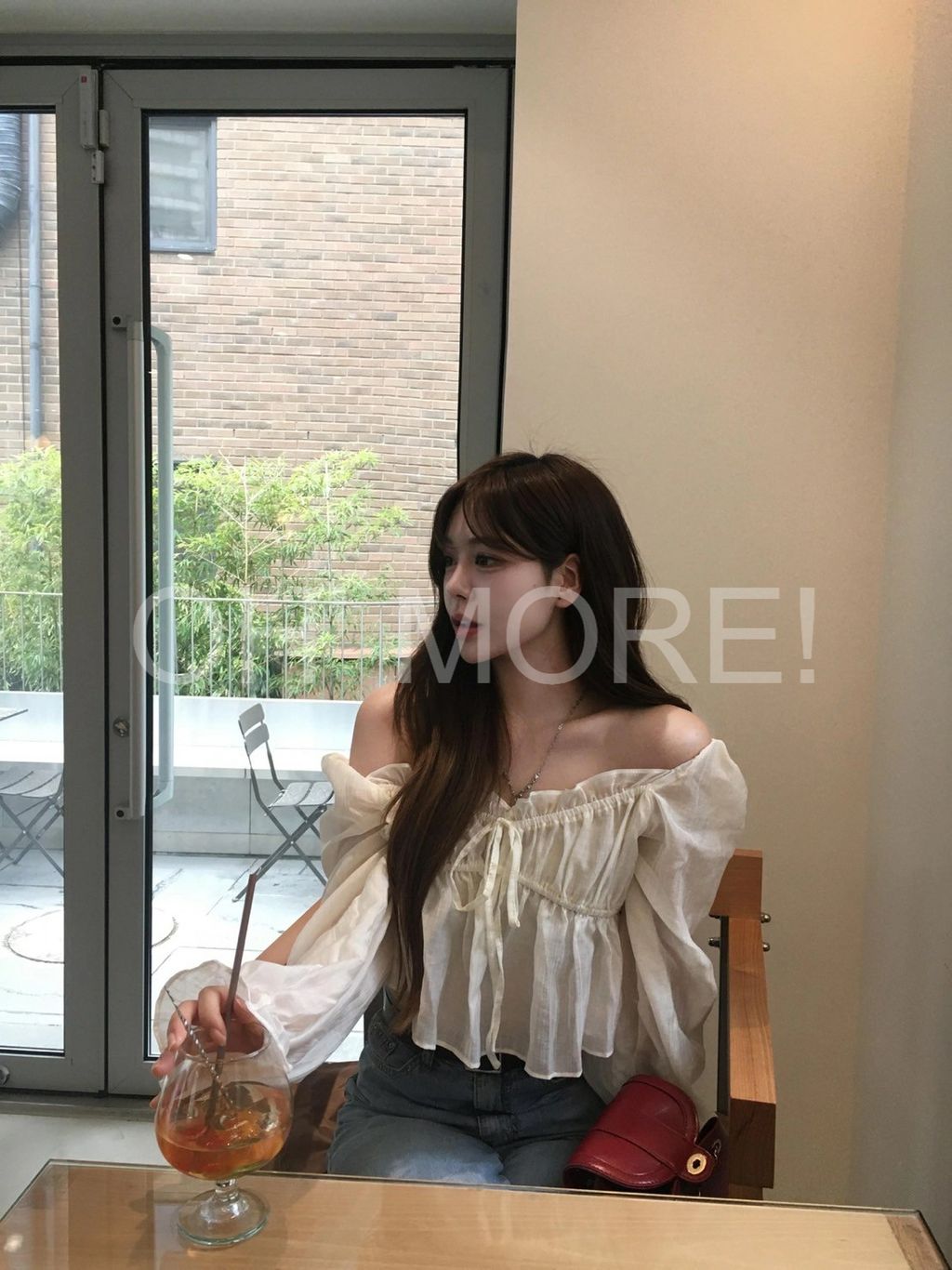 LINE_ALBUM_202597_250907_223