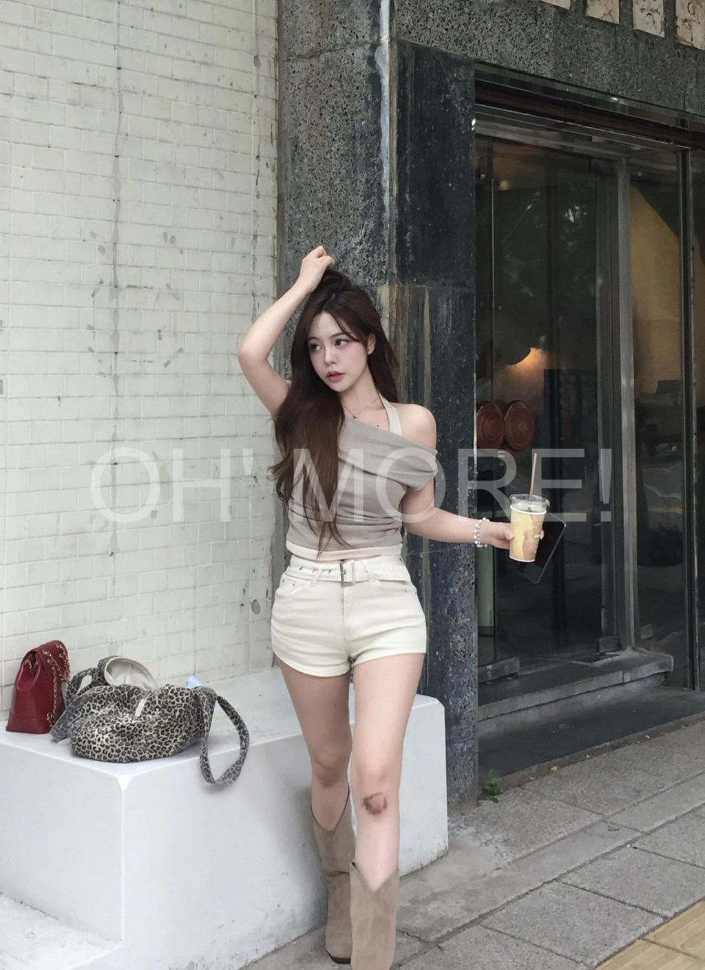 LINE_ALBUM_202597_250907_227