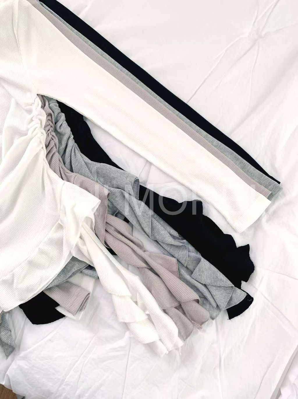 LINE_ALBUM_202597_250907_313