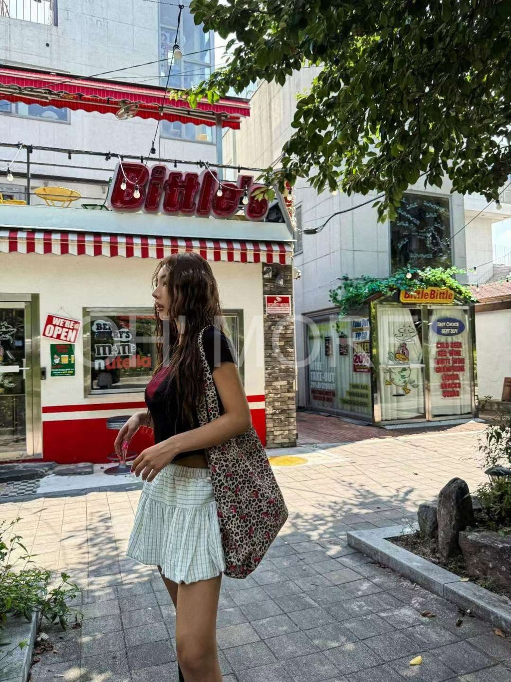 LINE_ALBUM_2025911_250911_161