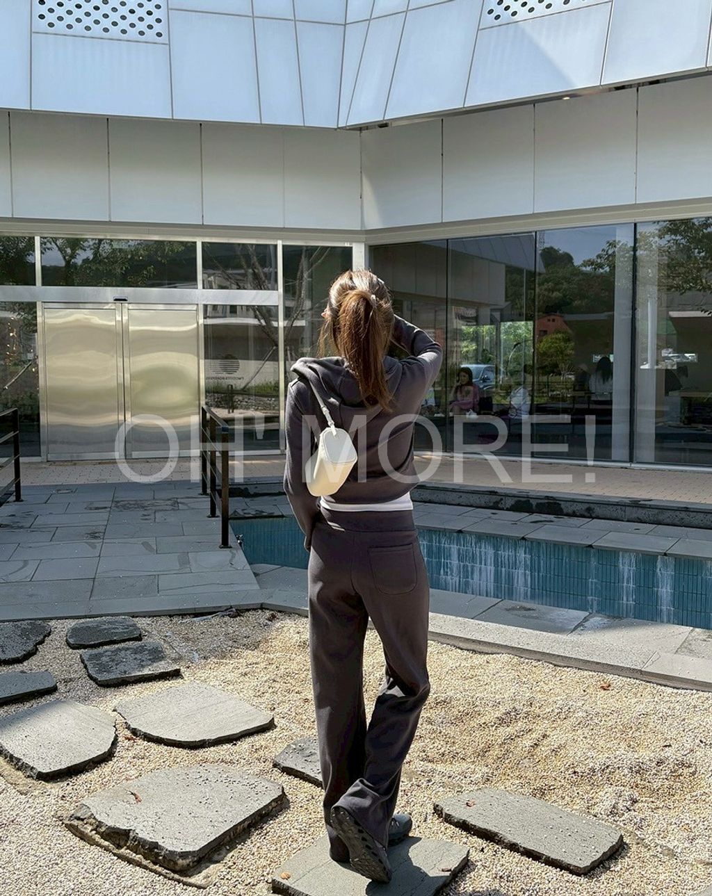 LINE_ALBUM_2025918_250918_548