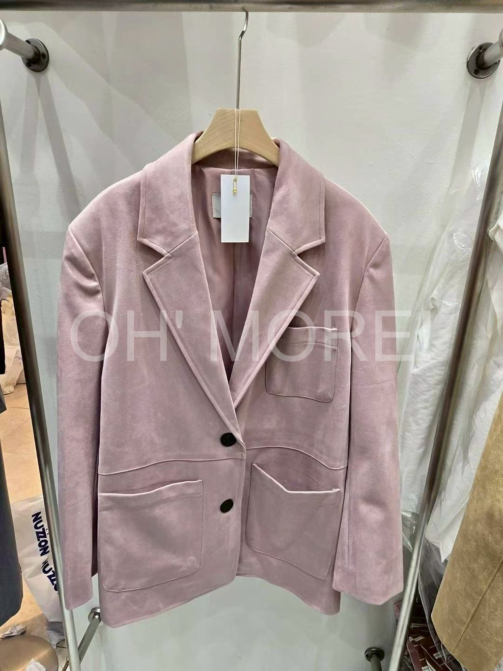 LINE_ALBUM_20251012_251012_88