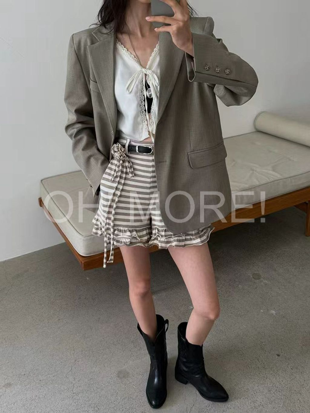 LINE_ALBUM_20251012_251012_68