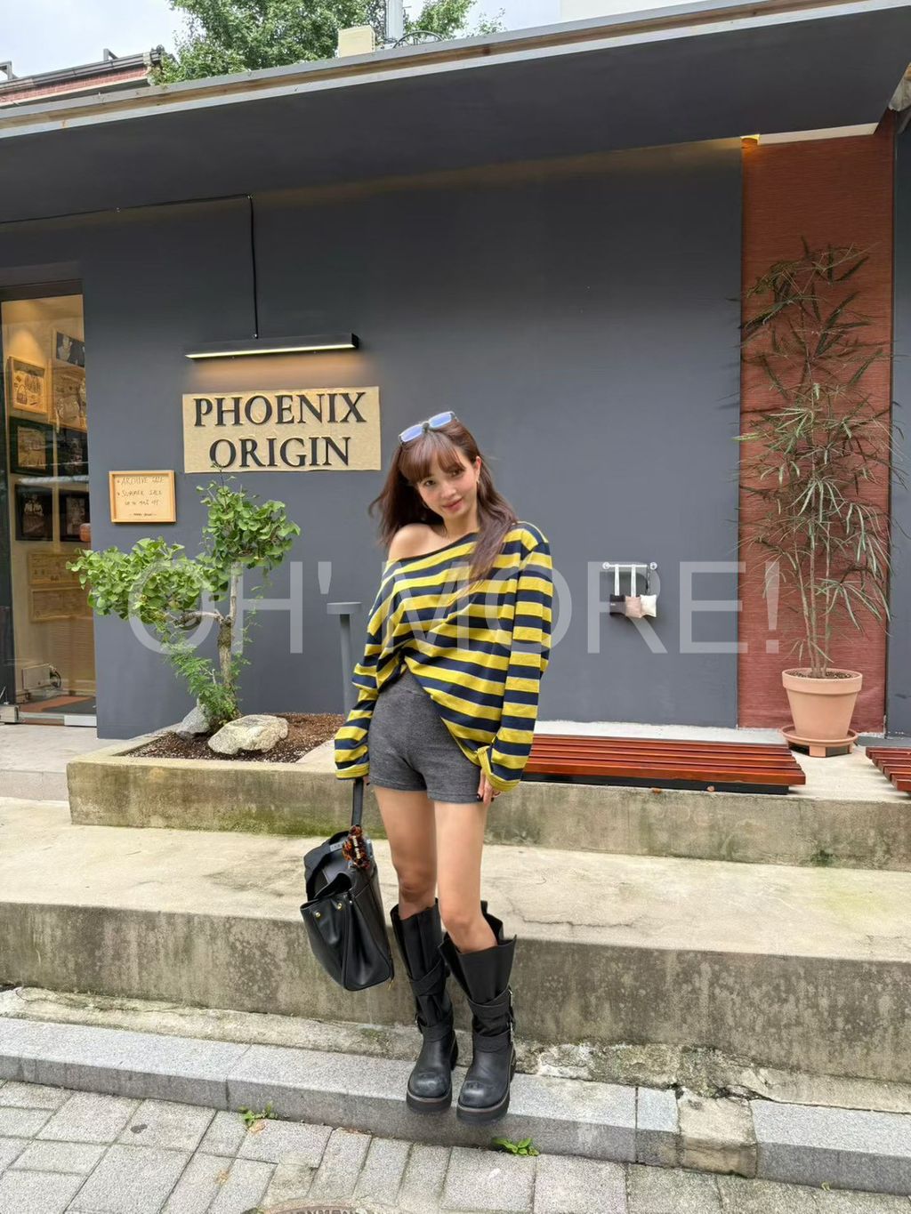 LINE_ALBUM_20251012_251012_128