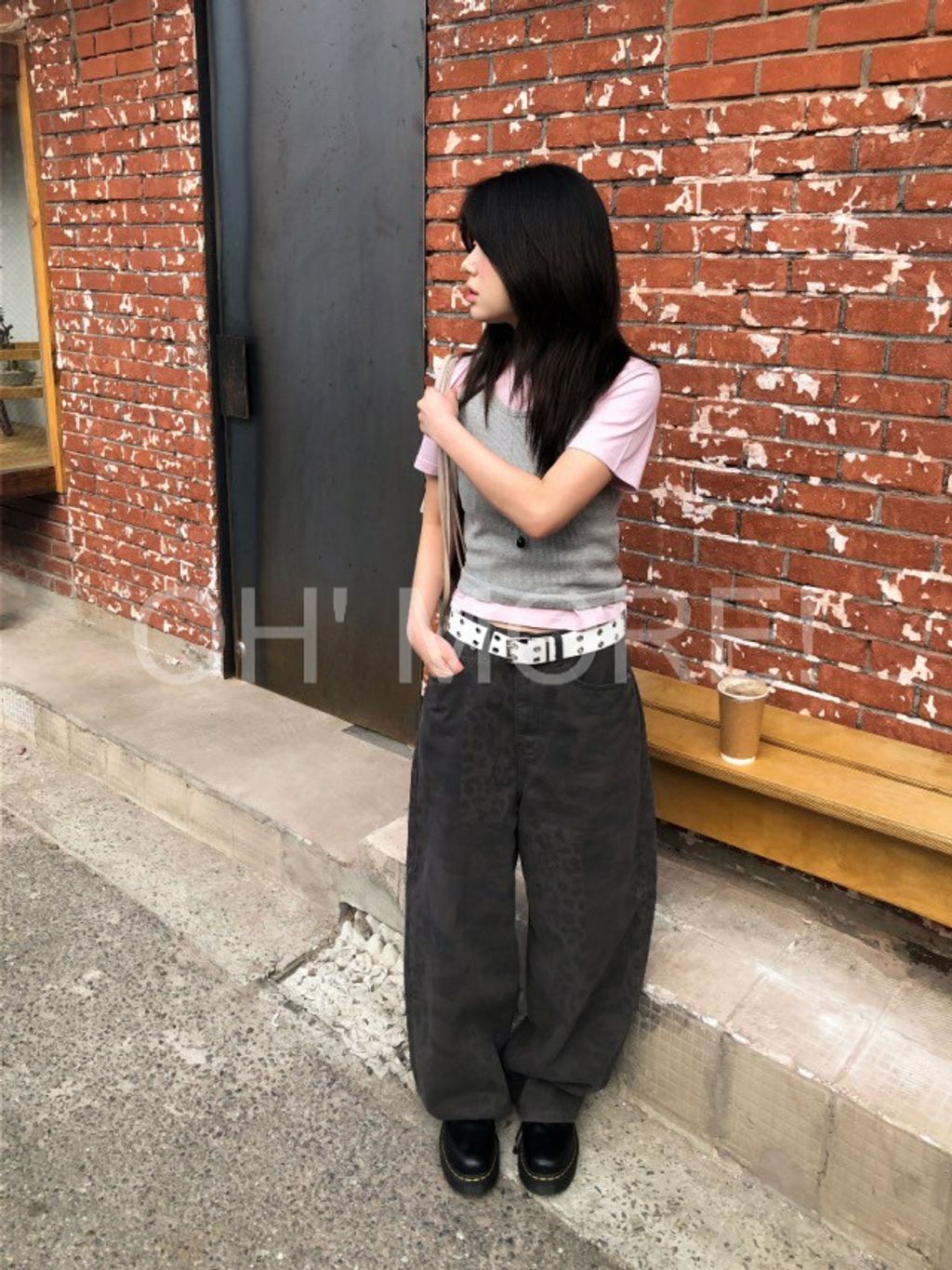 LINE_ALBUM_202597_250907_443