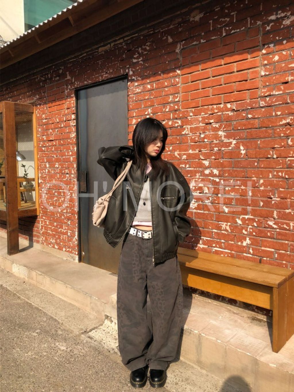 LINE_ALBUM_202597_250907_446