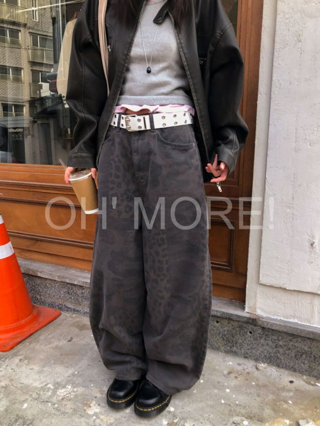 LINE_ALBUM_202597_250907_447