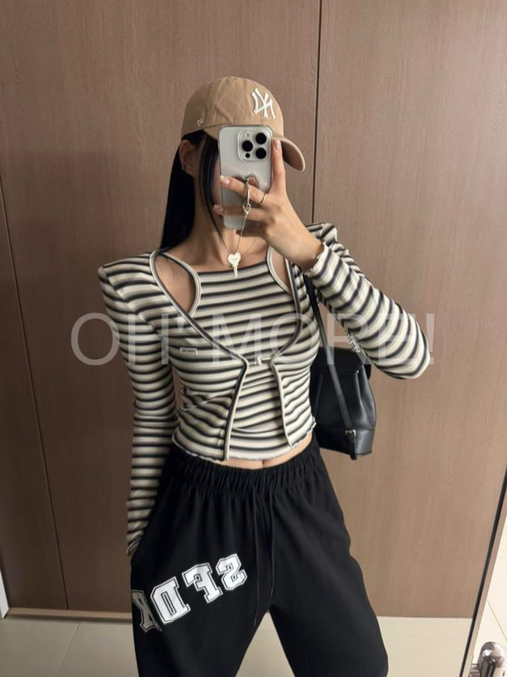 LINE_ALBUM_20251029_251029_15