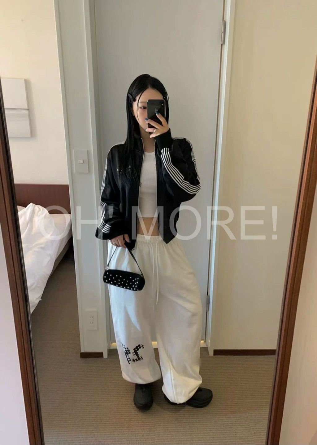 LINE_ALBUM_20251124_251124_595