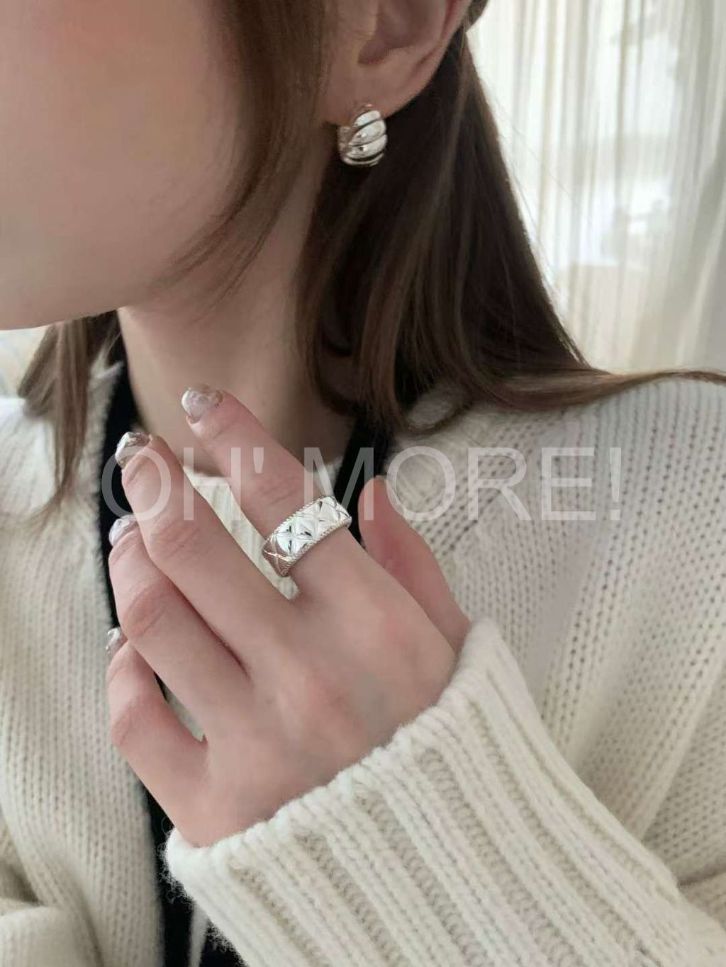 LINE_ALBUM_20251124_251124_390