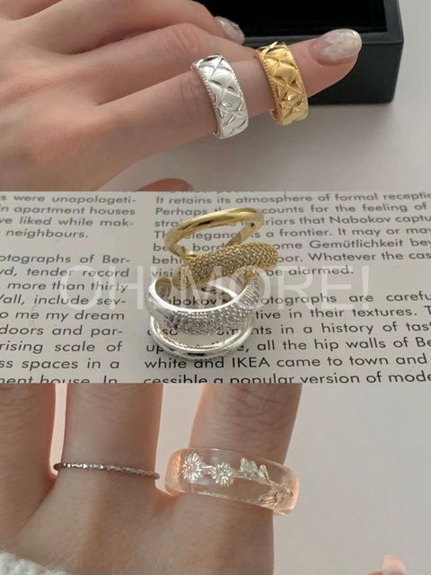 LINE_ALBUM_20251124_251124_404