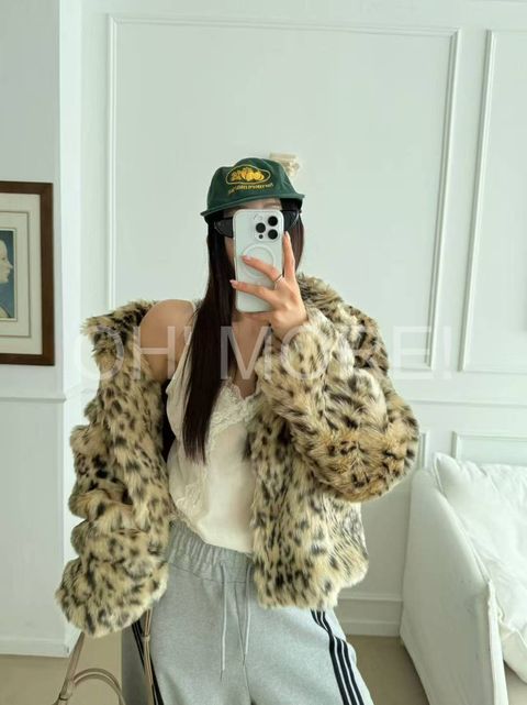 LINE_ALBUM_20251124_251124_813