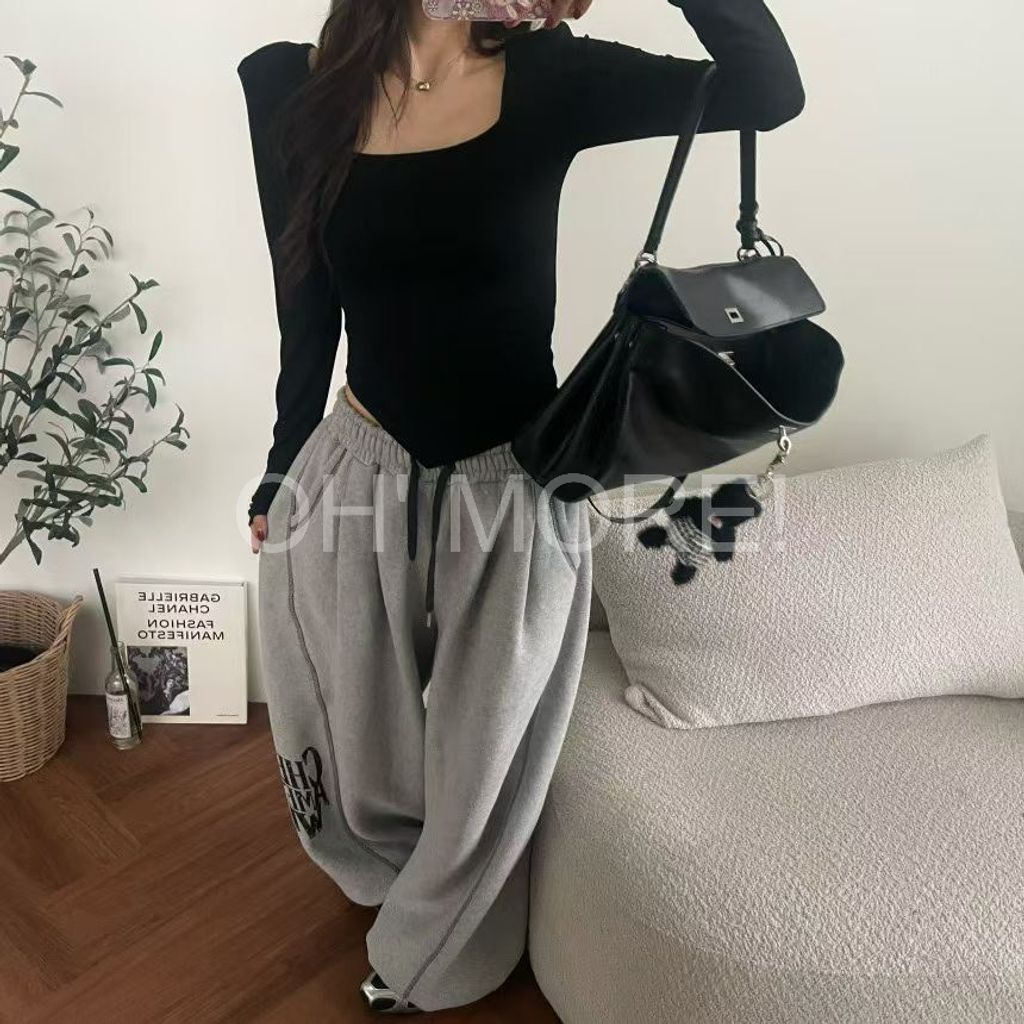 LINE_ALBUM_20251125_251125_161