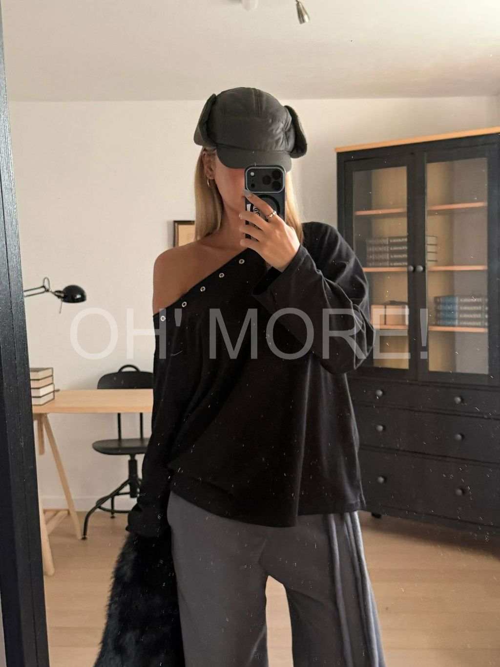 LINE_ALBUM_20251125_251125_74