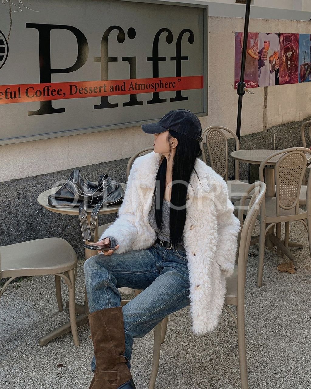 LINE_ALBUM_20251210_251210_472