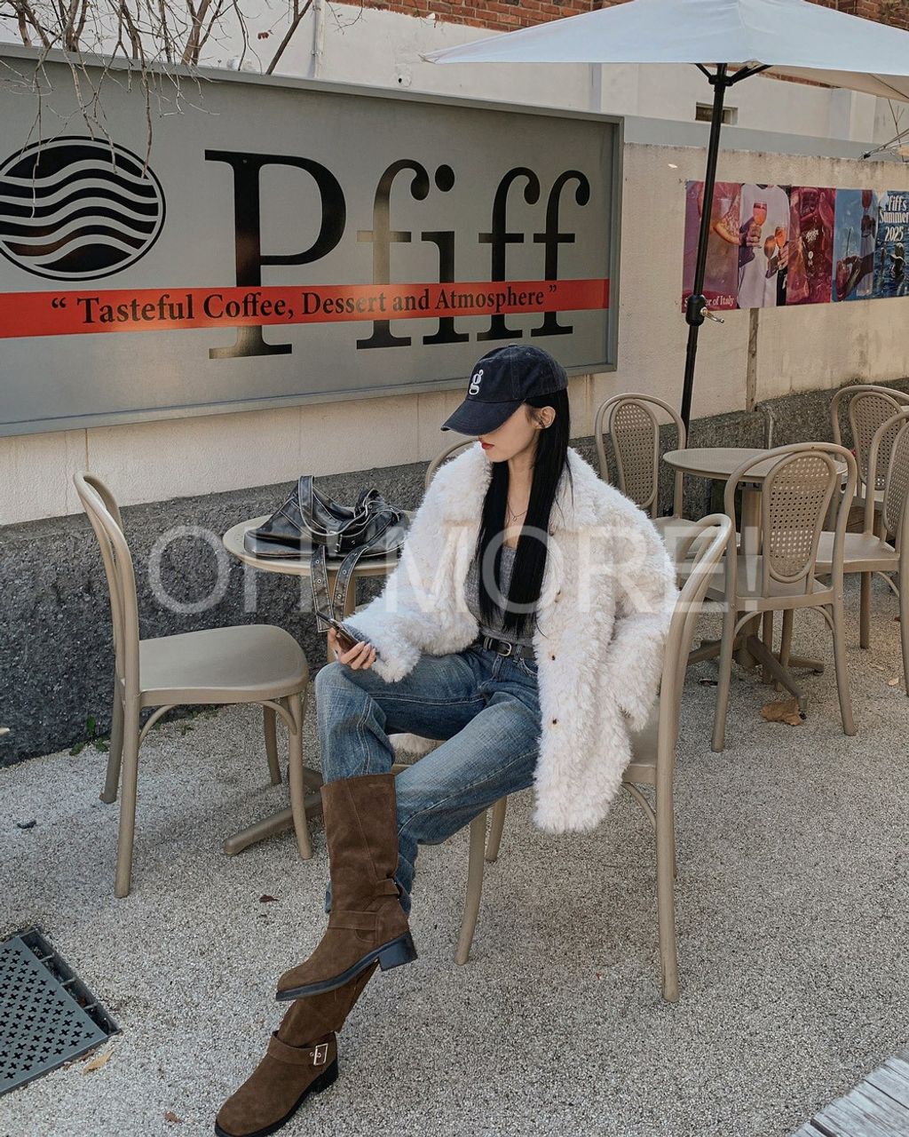 LINE_ALBUM_20251210_251210_473