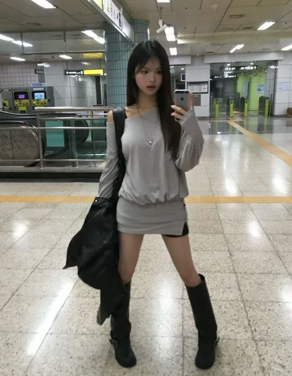 LINE_ALBUM_2026123_260123_141