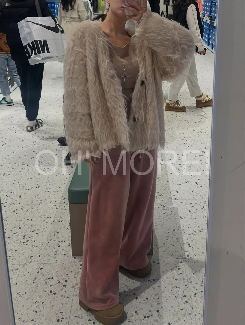 LINE_ALBUM_202621_260201_128