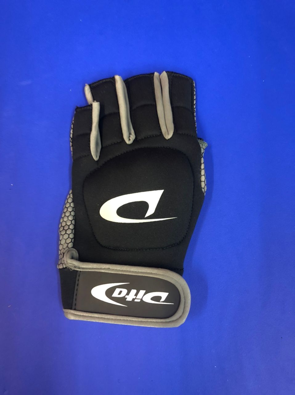 DITA GLOVE BLACK GRAY