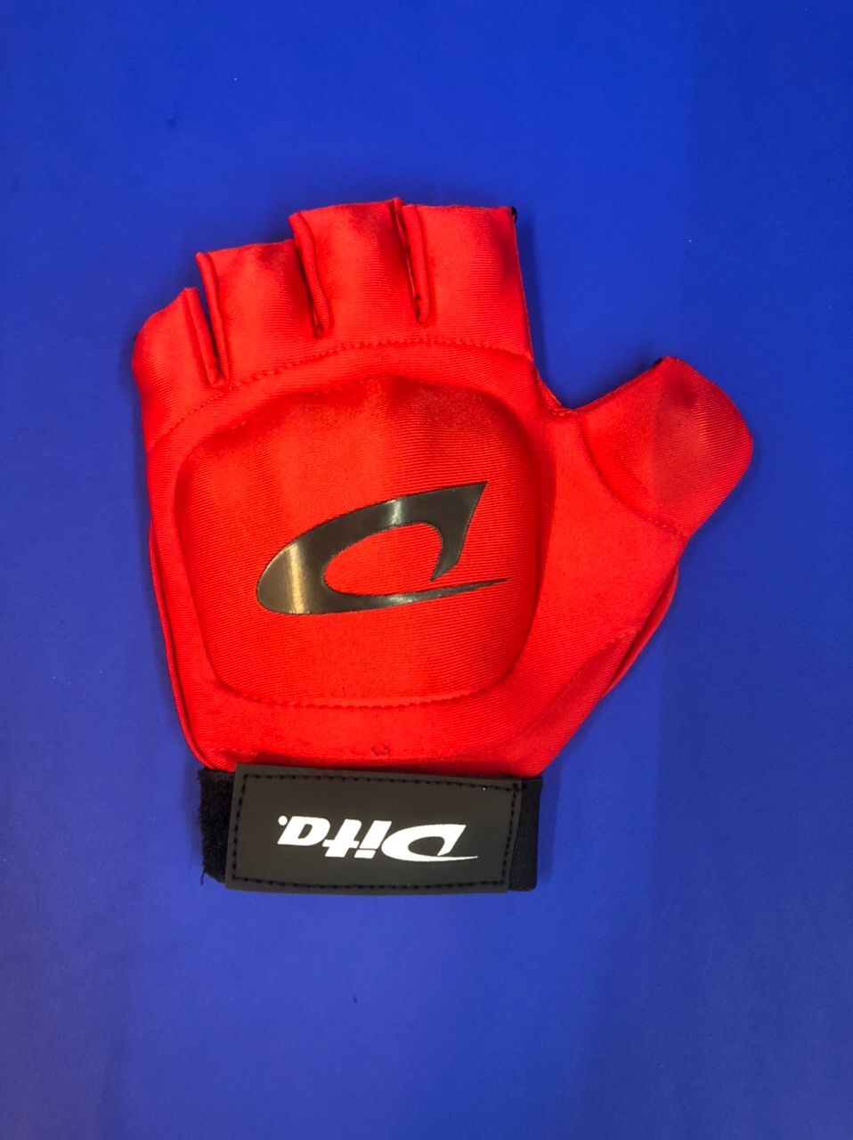 DITA GLOVE RED