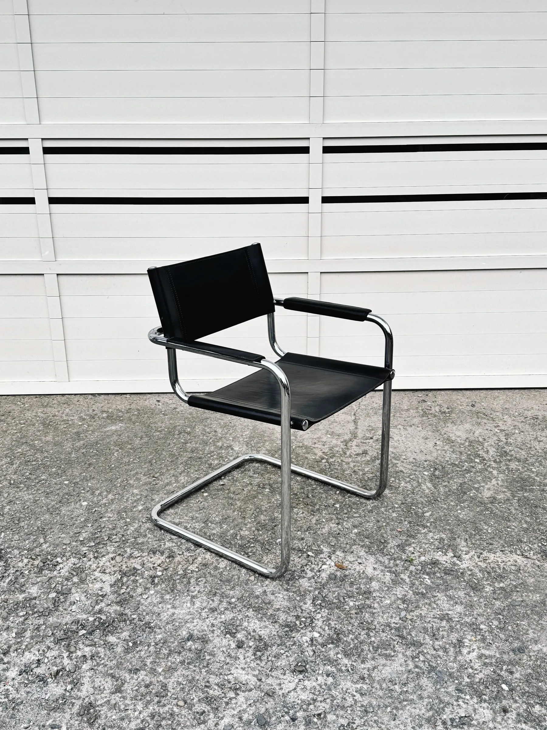 Fasem S34 Cantilever Chair Front