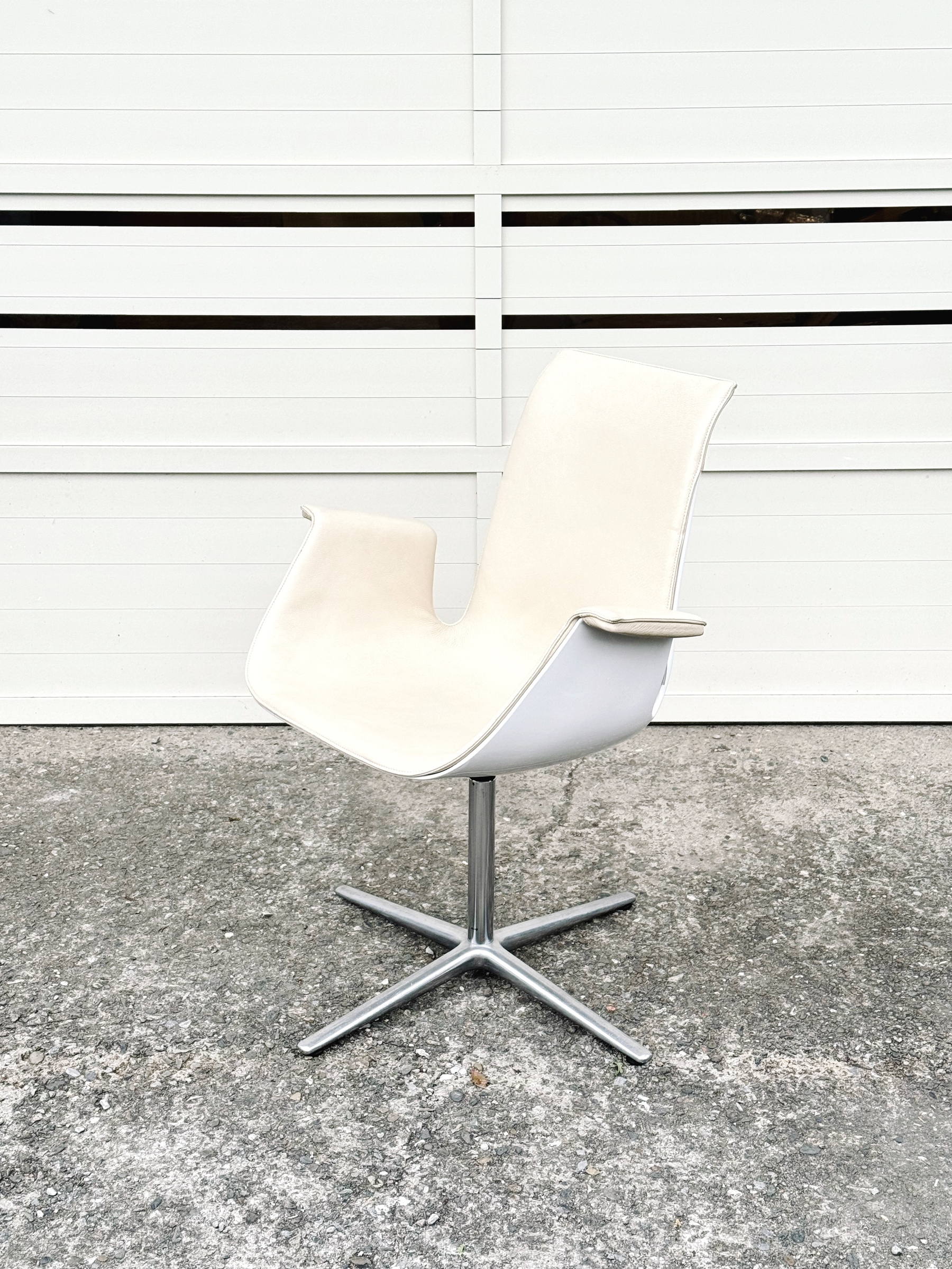 Walter Knoll Label Detail