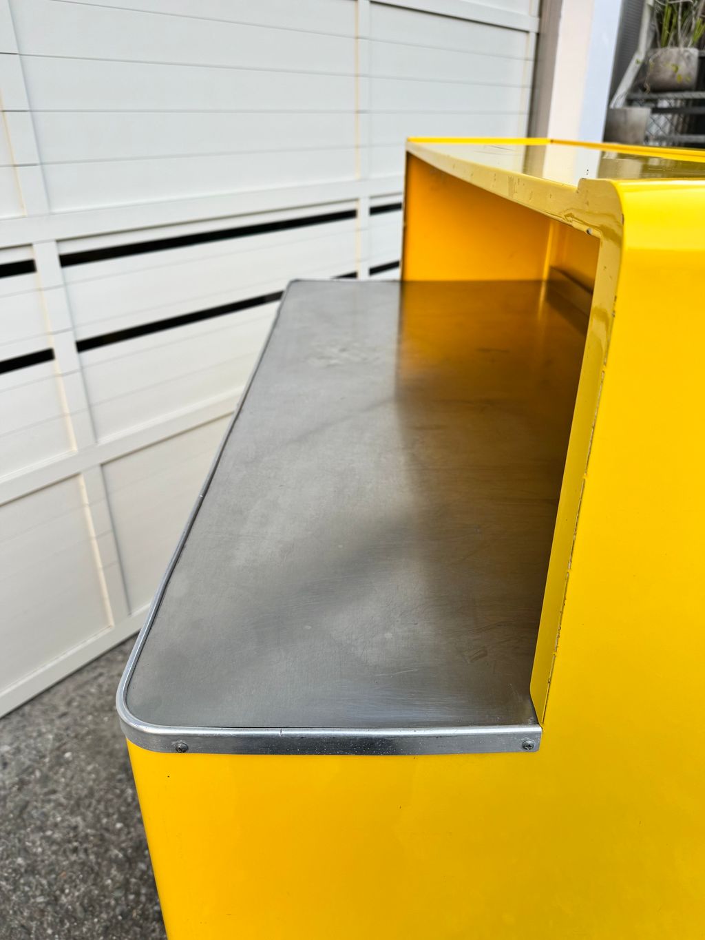 N3876 Bretz Keith haring Bar (14)