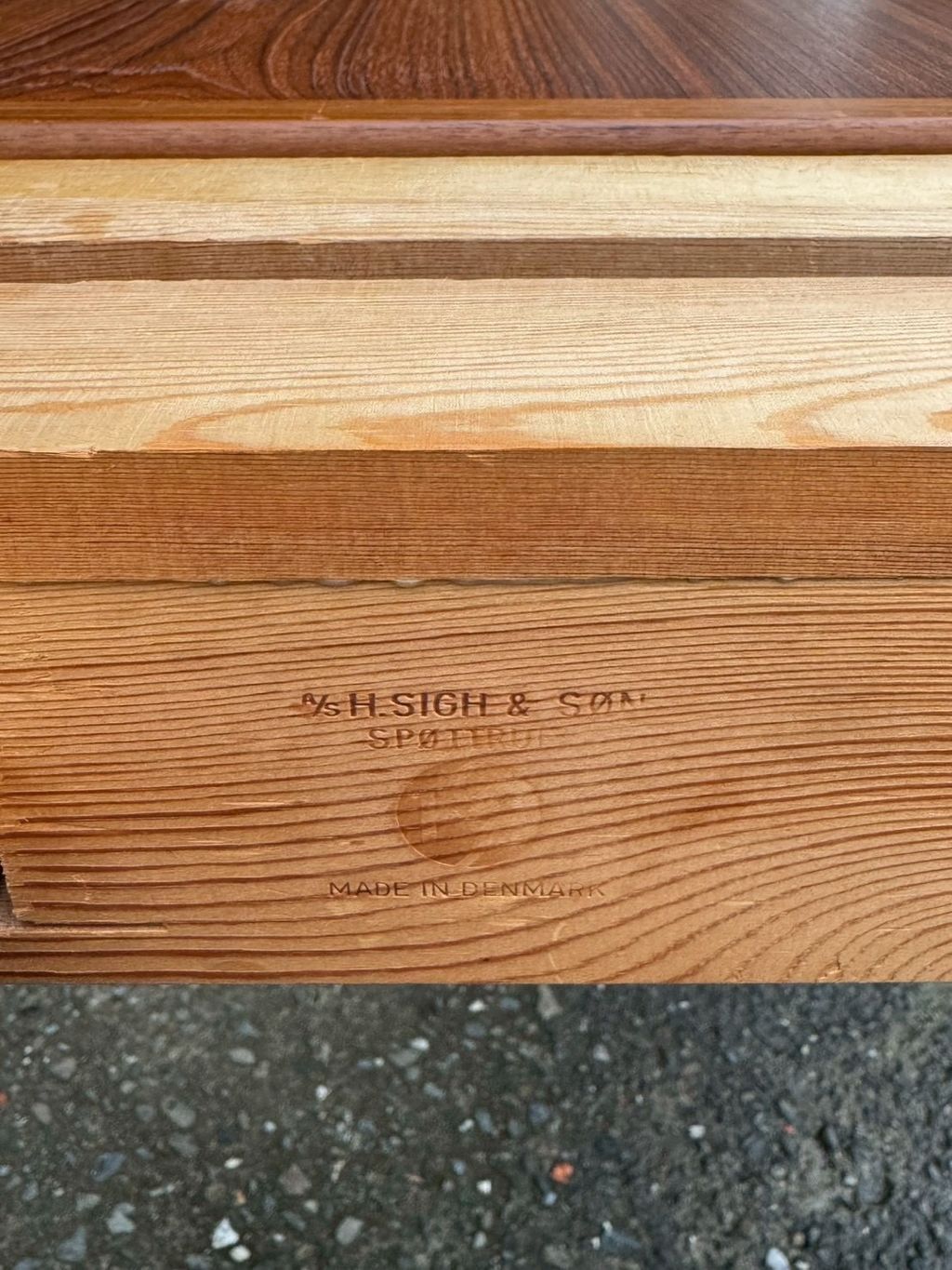 H. Sigh & Søn Møbelfabrik (4)