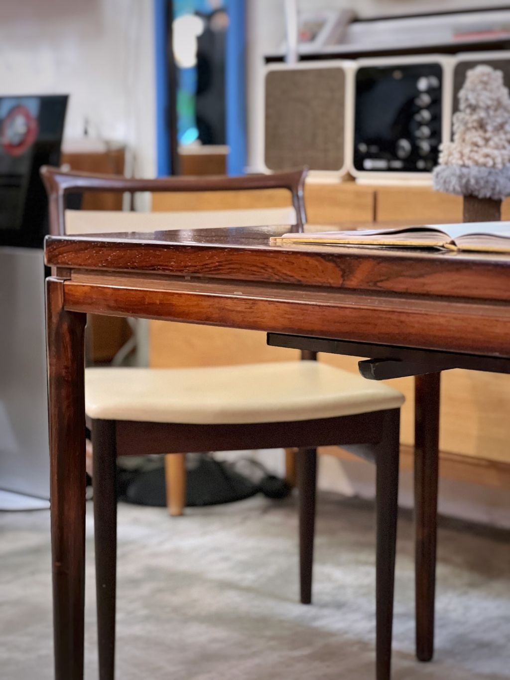 Dining Table by Johannes Andersen (9)