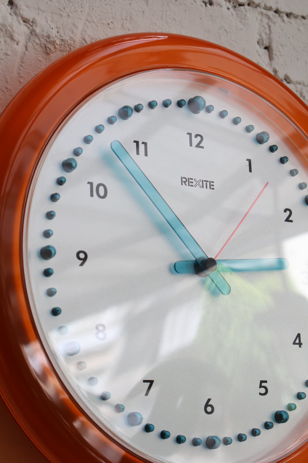 Zero 980 wall clock by Rexite 義大利塑料掛鐘（半透橘） – mid20thkiosk