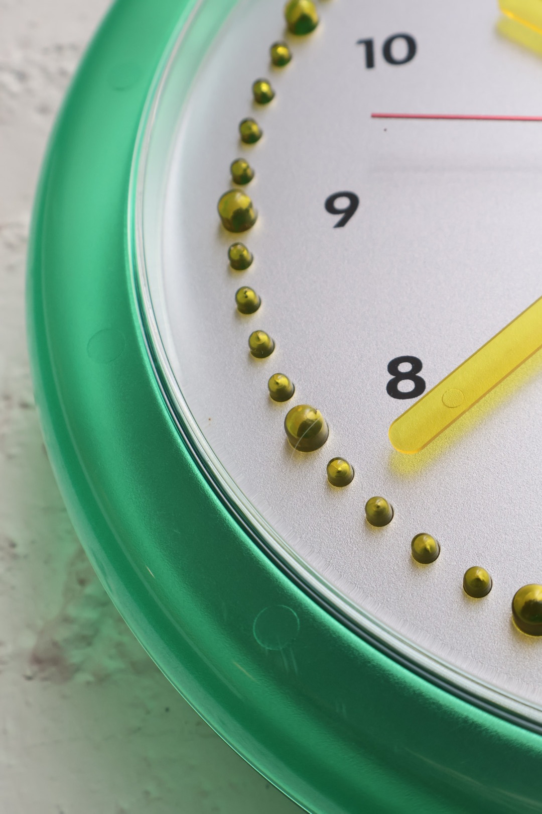 Zero 980 wall clock by Rexite 義大利塑料掛鐘（半透綠） – mid20thkiosk