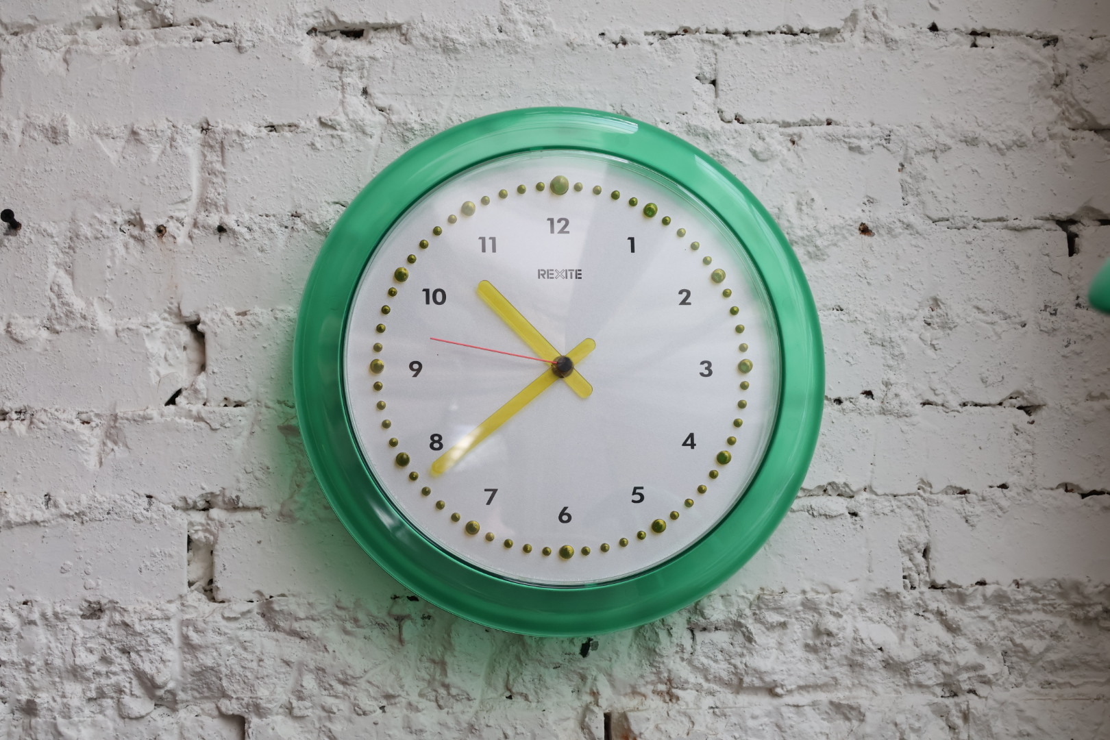 Zero 980 wall clock by Rexite 義大利塑料掛鐘（半透綠） – mid20thkiosk