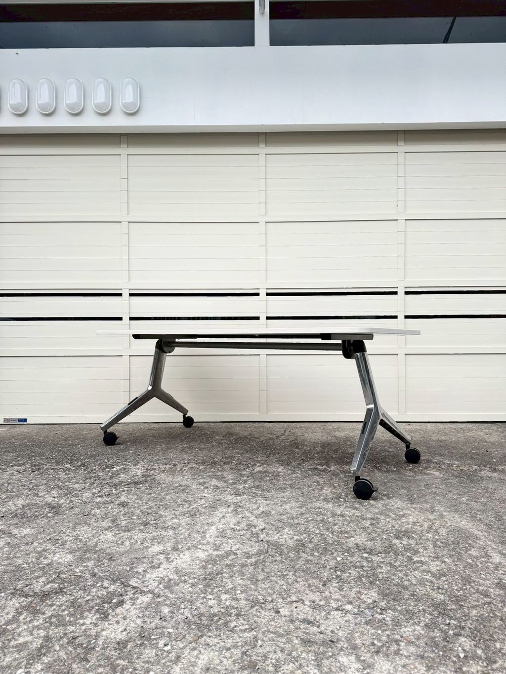 414EB454-12AC-42DB-913F-E5049A77D490