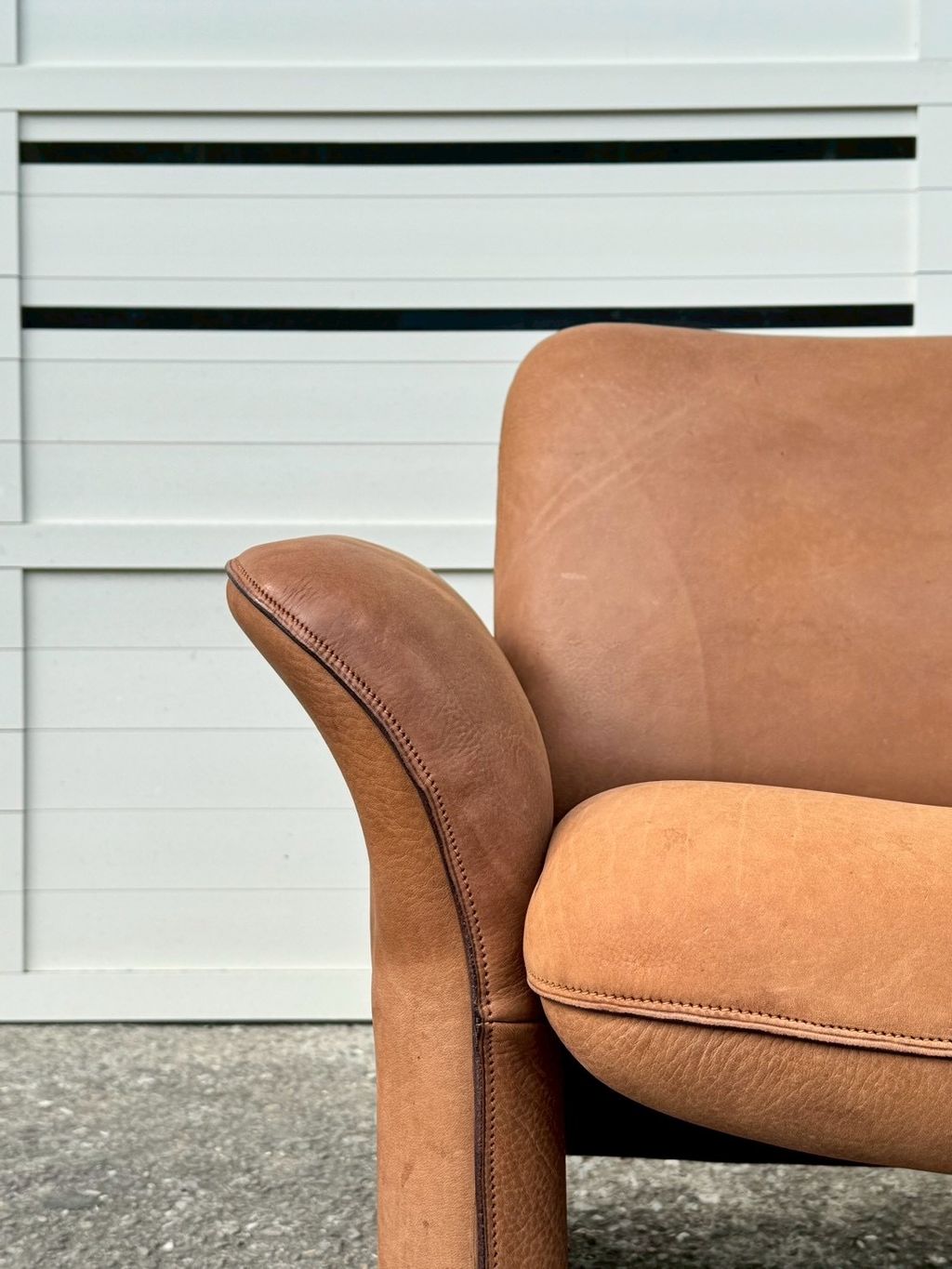 N3888 Vintage 1970s Brown 2 seats sofa (6)