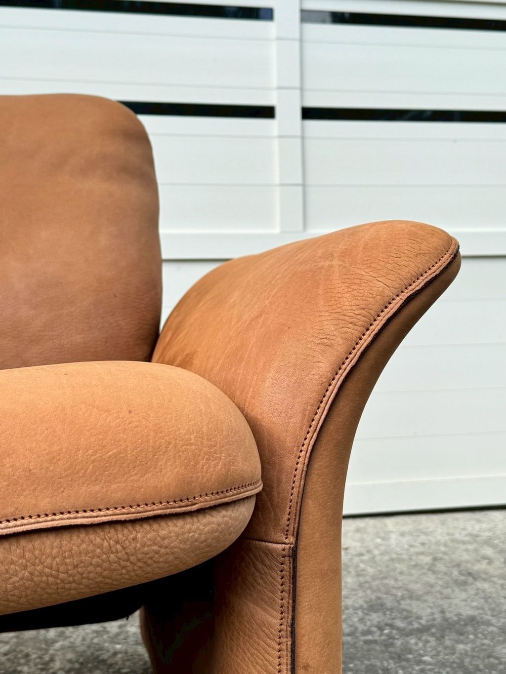 N3888 Vintage 1970s Brown 2 seats sofa (19)