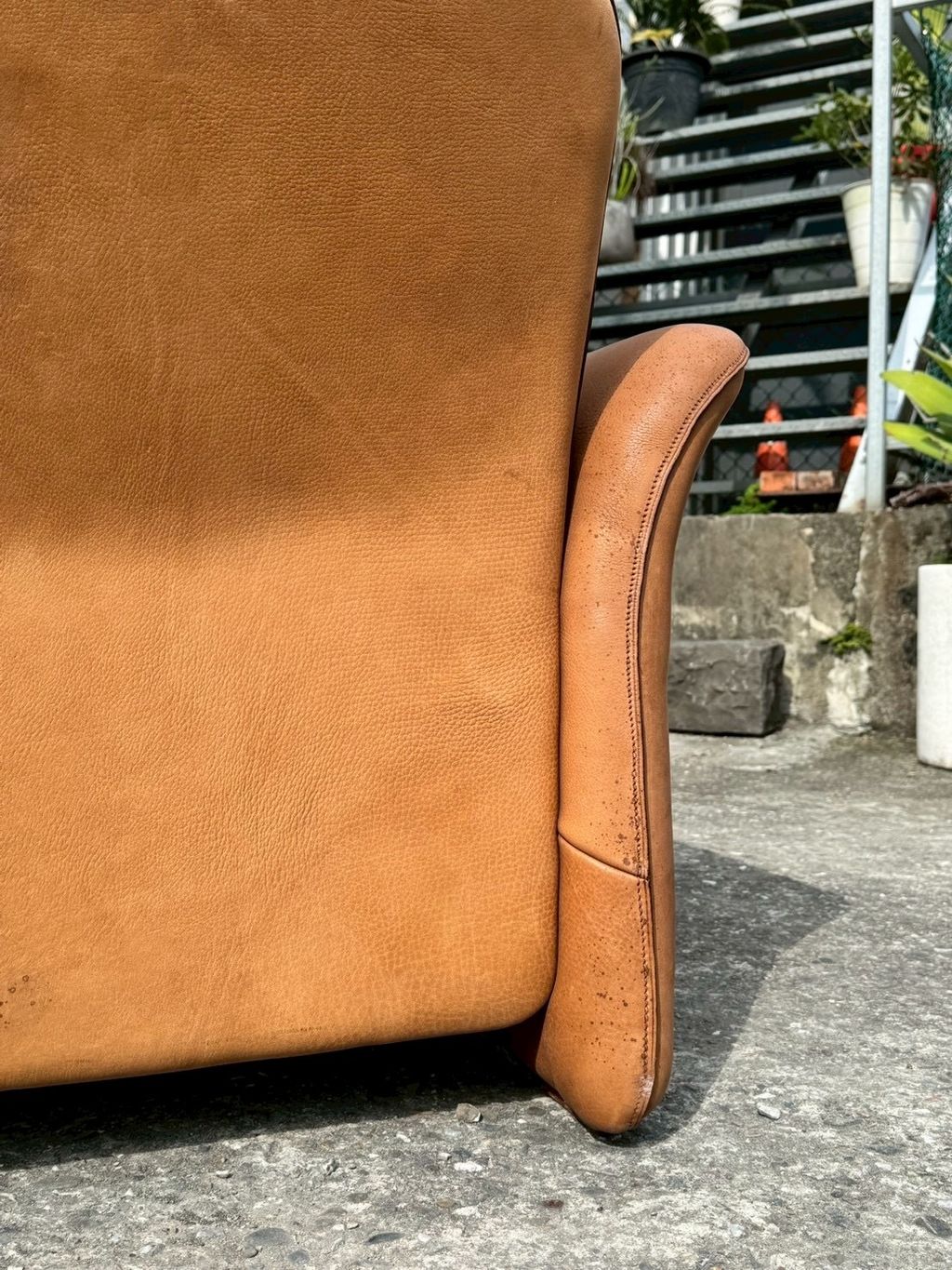 N3888 Vintage 1970s Brown 2 seats sofa (12)