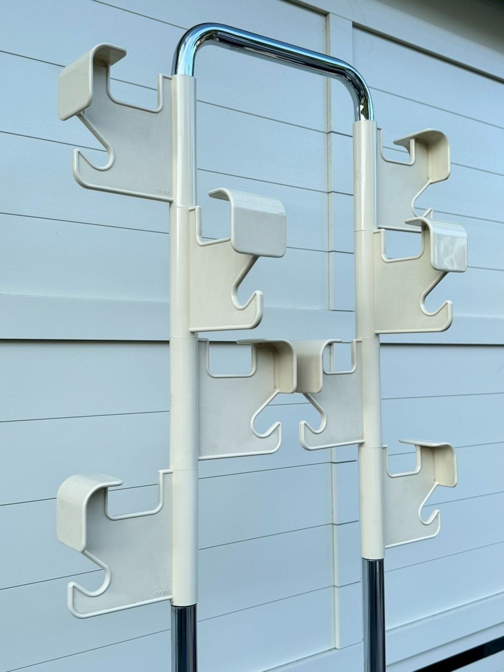 Vintage Clothing rack (1)