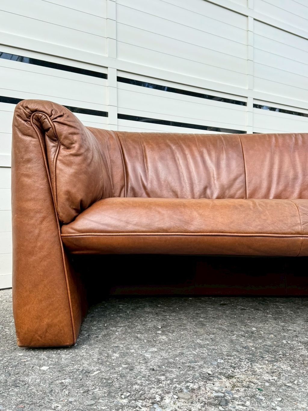 N3888 Vintage 1970s Brown 2 seats sofa (19)