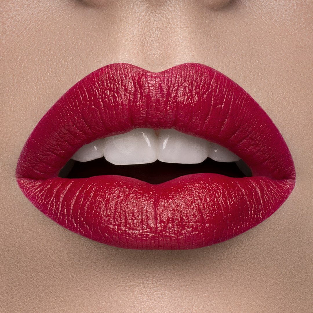 Madness_Lip_Swatch_x1080.jpg