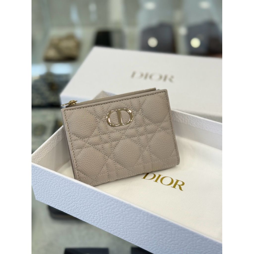 tw-11134207-820lc-mminm6rybv2bd5