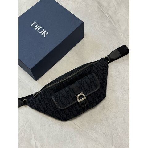 tw-11134207-7ra0u-mbtmeetk935618