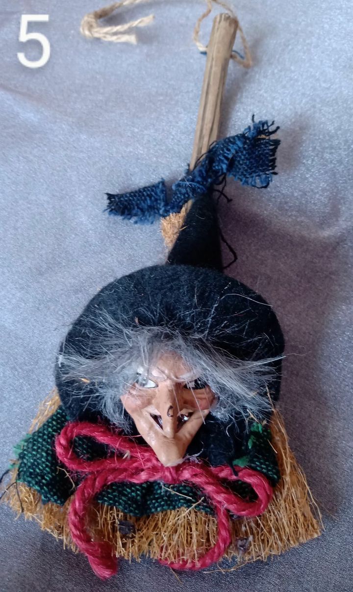 witchhead 5.jpg