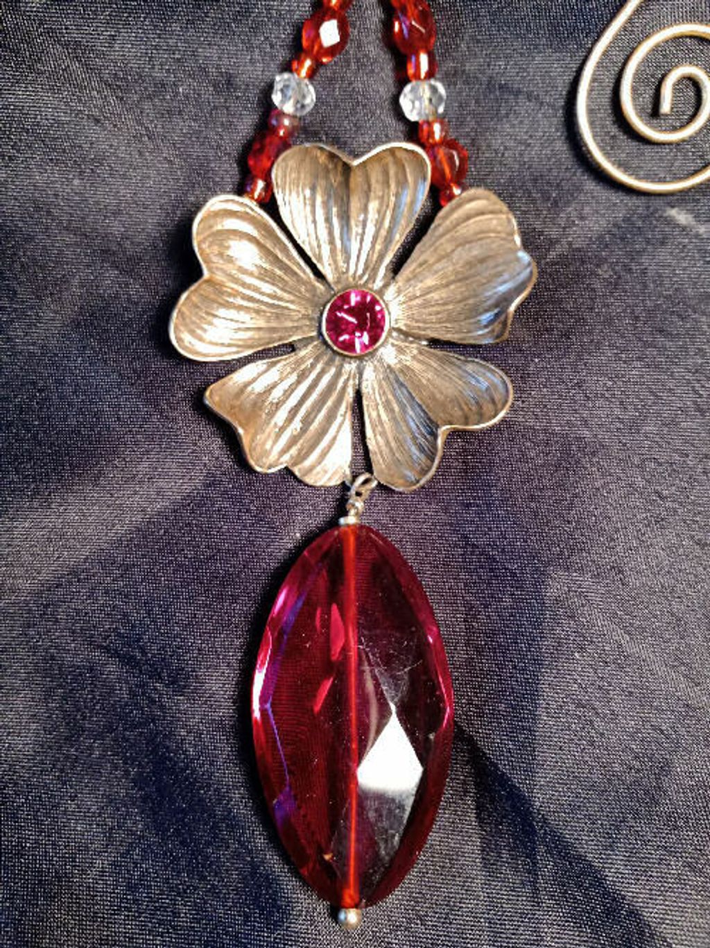 pilgrim red flower gold2.jpg