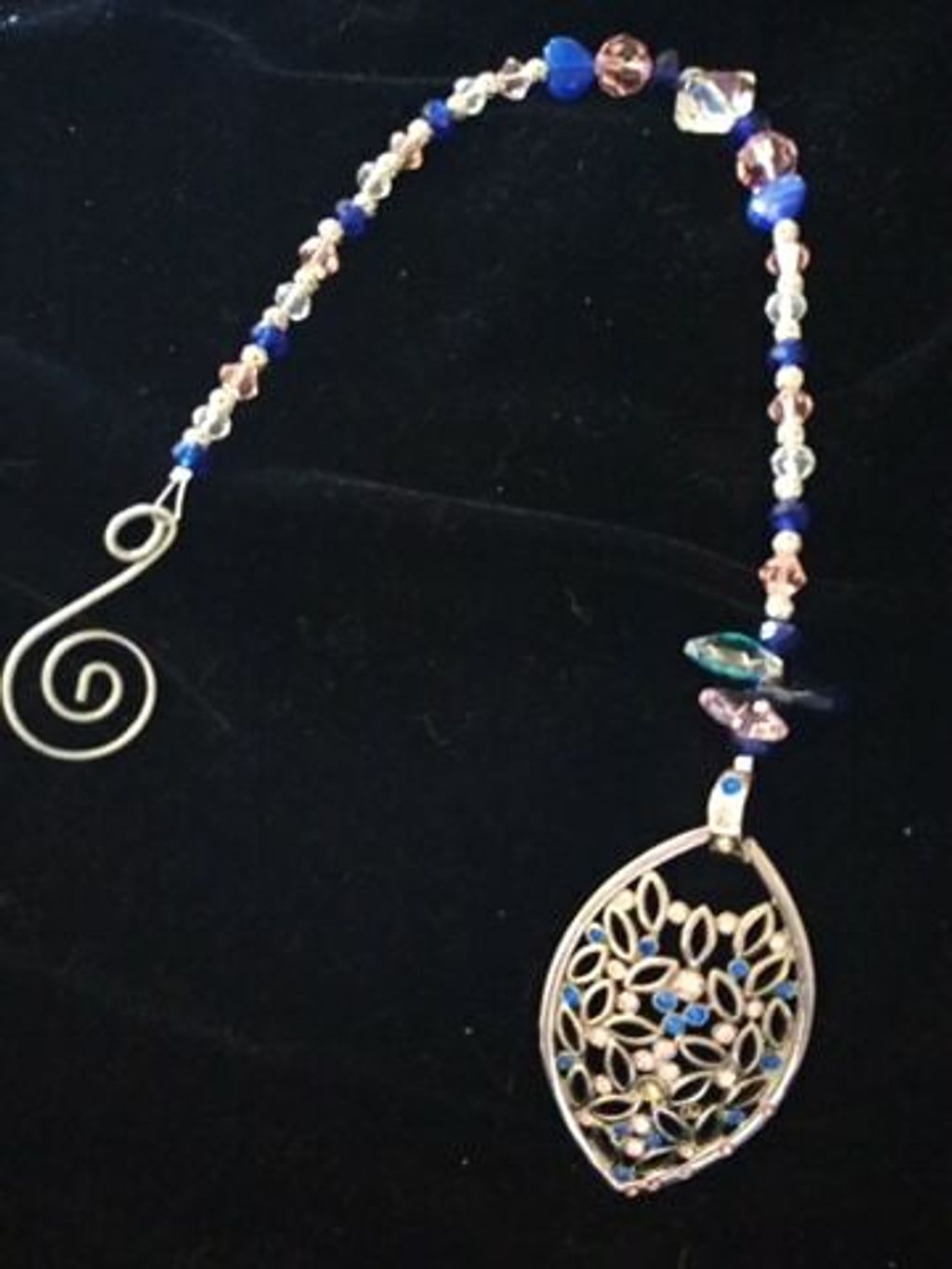 pink blue oval leaf.jpg